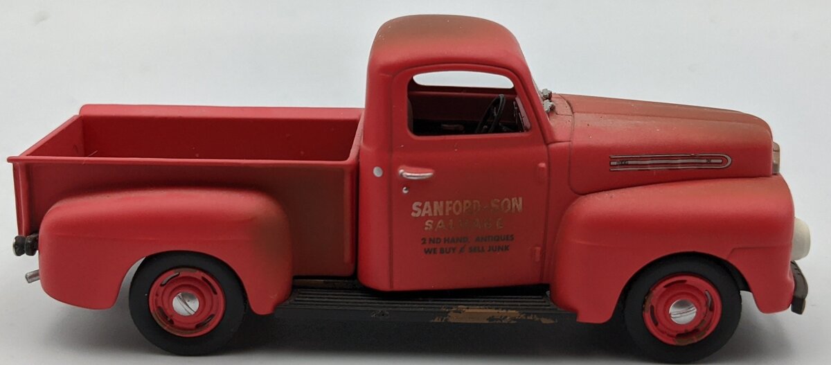 Greenlight Collectibles 12997 1:43 Sanford and Son - 1952 Ford F-1 Pickup EX