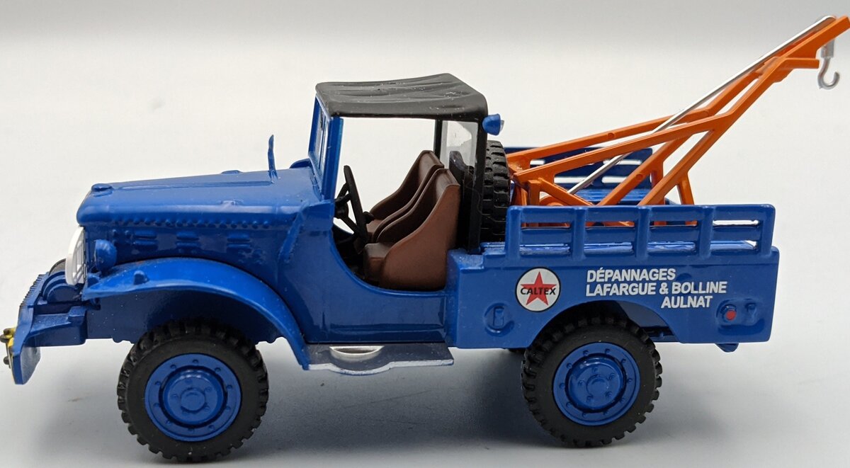 Garage Modern 1:43 Dodge WC52 Blue Tow Truck Lafargue & Bolline EX