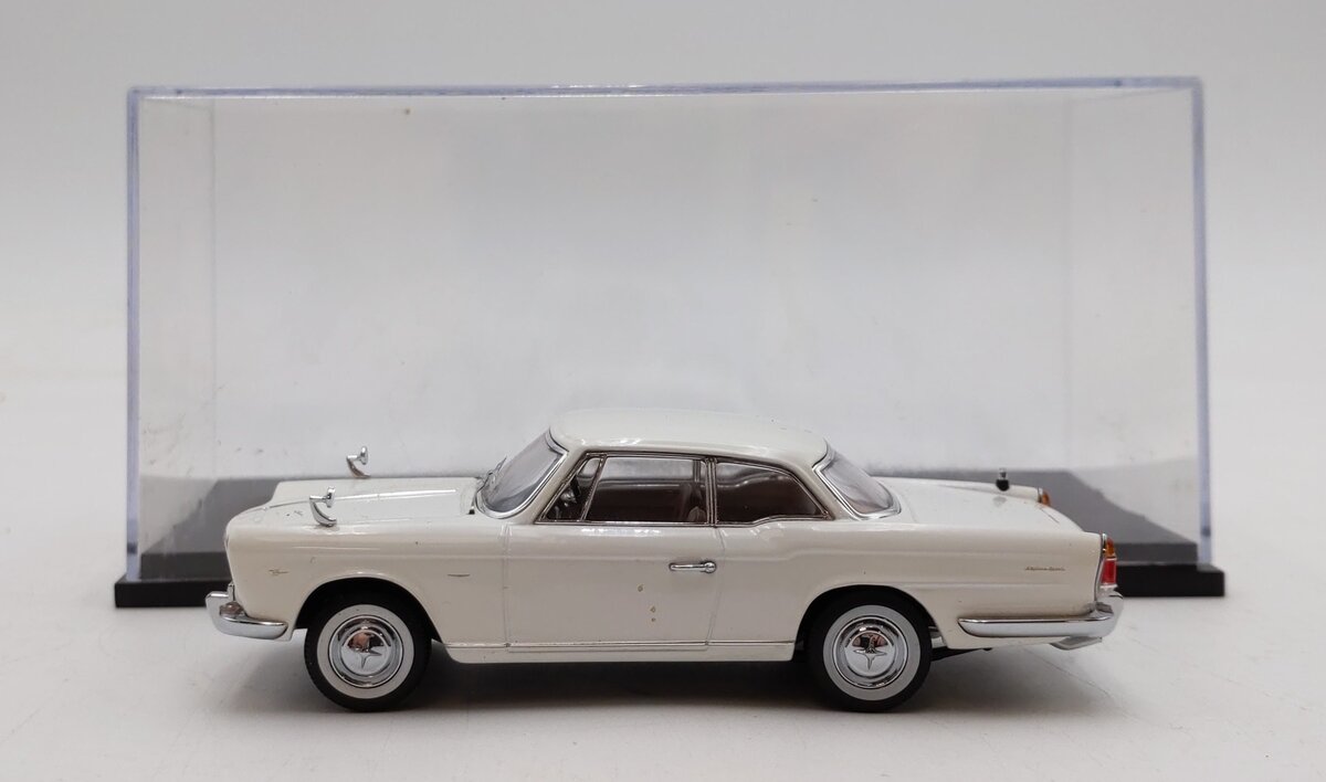 Kyosho 1:43 Scale 1962 Prince Skyline Sport Coupe EX/Box