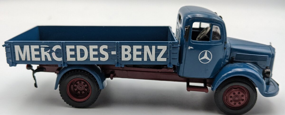 Minichamps 350021 1:43 Mercedes-Benz L 3500 Canvas Truck