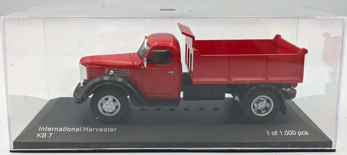 Whitebox 1/43 International Harvester KB7 LN