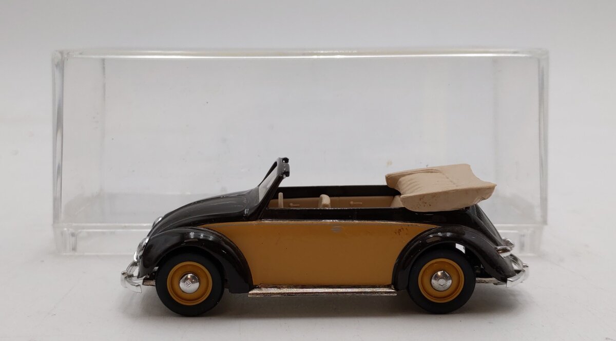 Vitesse 1:43 Scale 1949 Volkswagen Open Cabriolet (brown and tan) EX/Box