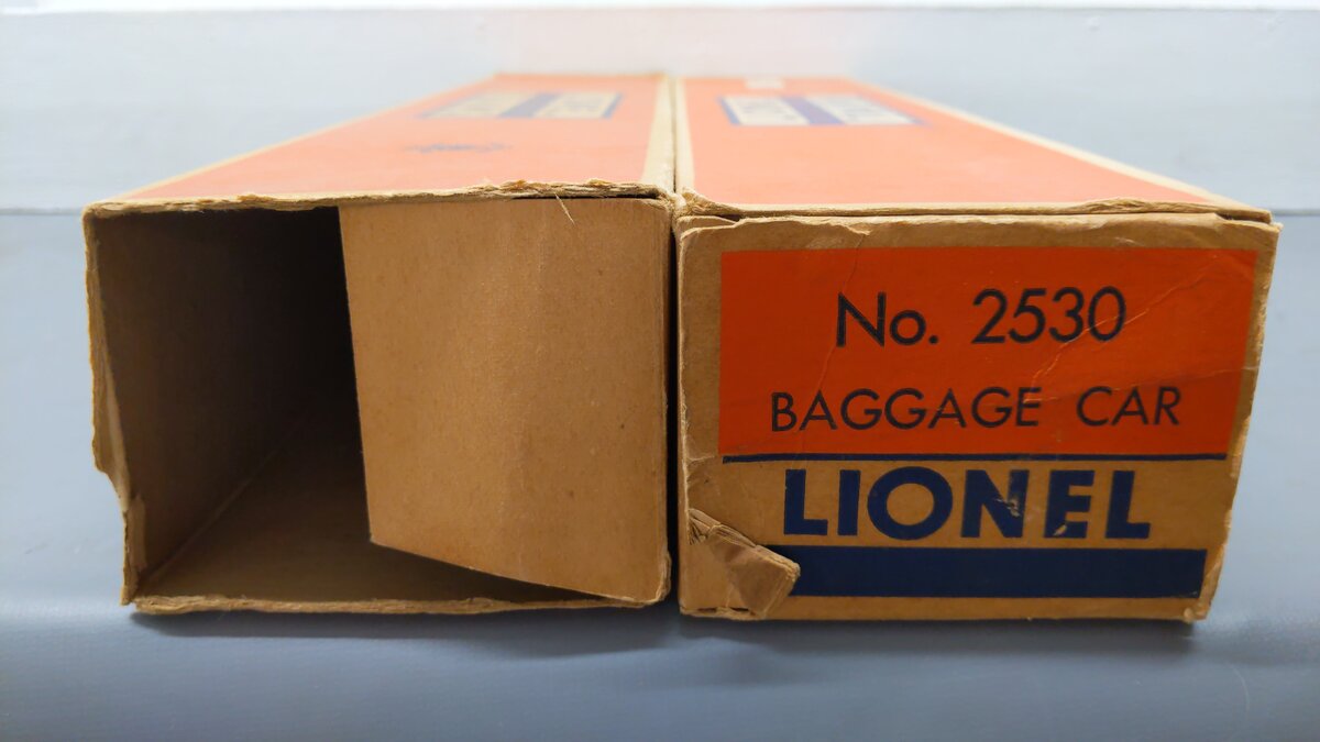 Lionel Vintage O Custom Passenger Cars: 2533, 2530 [2] VG/Box
