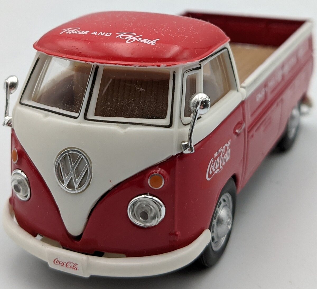 Motor City 440546 1:43 Coca-Cola - 1962 Volkswagen T1 Pickup in Red EX