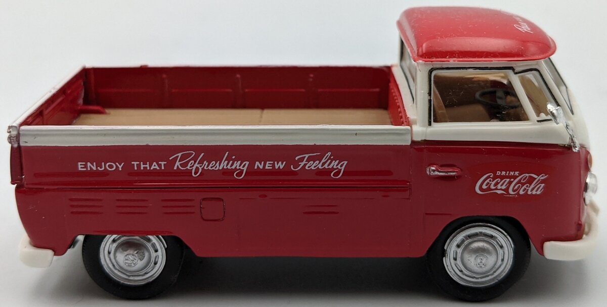 Motor City 440546 1:43 Coca-Cola - 1962 Volkswagen T1 Pickup in Red EX