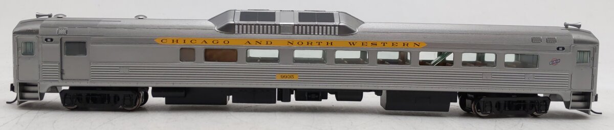 Walthers 35302 HO Chicago & North Western Budd RDC-2 Coach Baggage Car #9935 EX