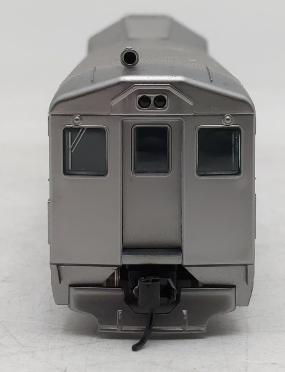 Walthers 35302 HO Chicago & North Western Budd RDC-2 Coach Baggage Car #9935 EX