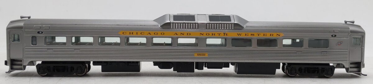 Walthers 920-35252 HO Scale CNW Budd RDC-1 Coach Passenger Car #9933 EX