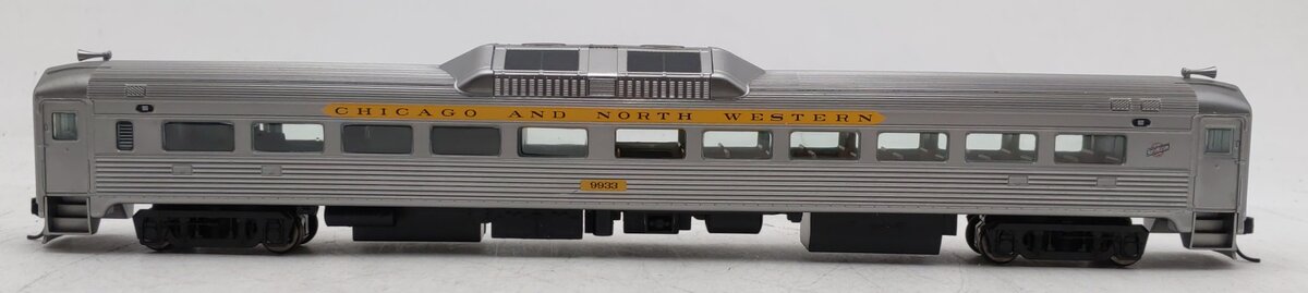 Walthers 920-35252 HO Scale CNW Budd RDC-1 Coach Passenger Car #9933 EX