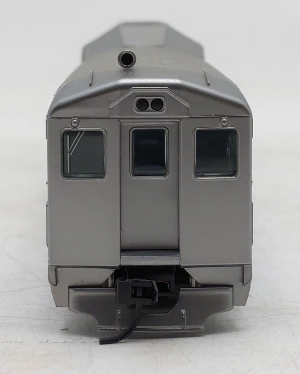 Walthers 920-35252 HO Scale CNW Budd RDC-1 Coach Passenger Car #9933 EX