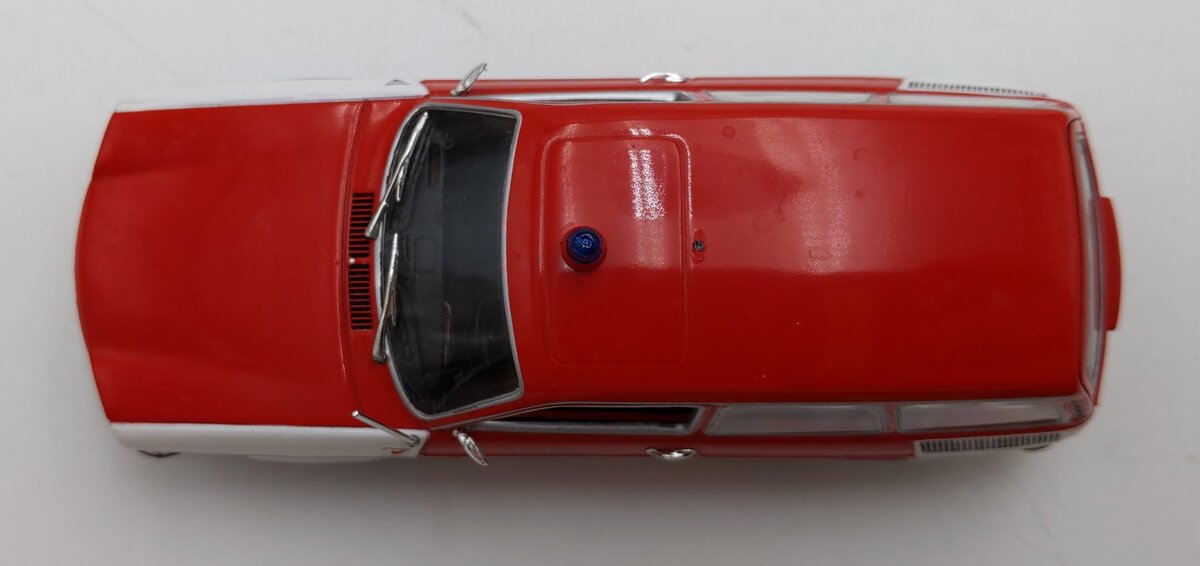 Minichamps 1:43 Scale 1969 Volkswagen 411 LE Variant fire department vehicle EX/Box