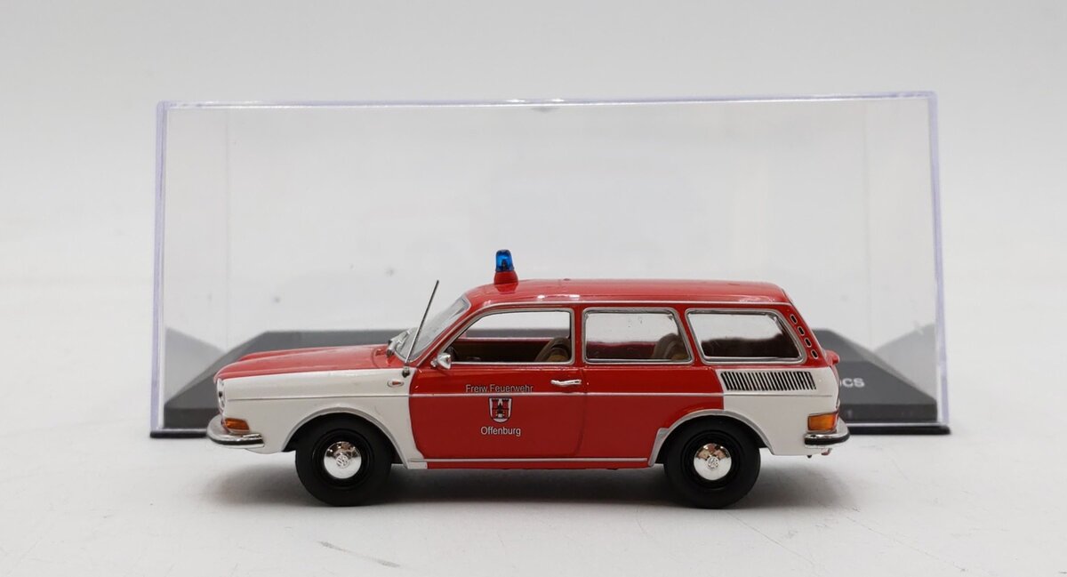 Minichamps 1:43 Scale 1969 Volkswagen 411 LE Variant fire department vehicle EX/Box