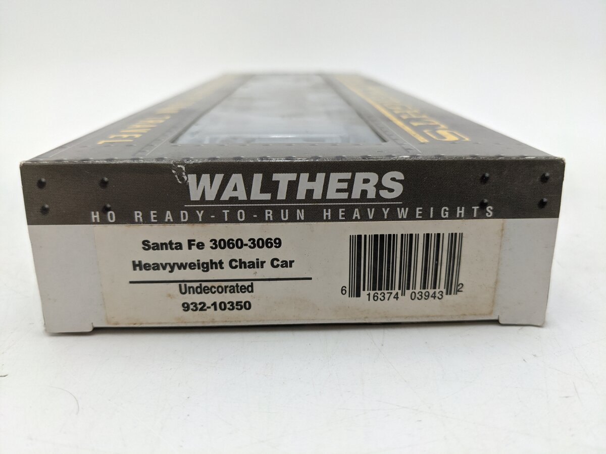Walthers 932-10350 HO Undecorated Santa Fe Heavyweight Chair Car LN/Box