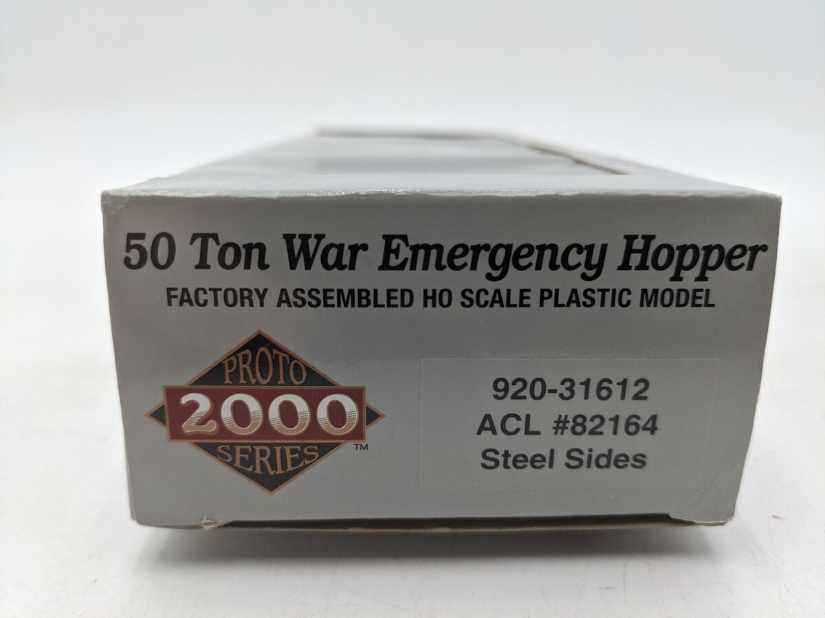 Walthers 920-31612 HO Atlantic Coast Line 50 Ton Hopper #82164 LN/Box
