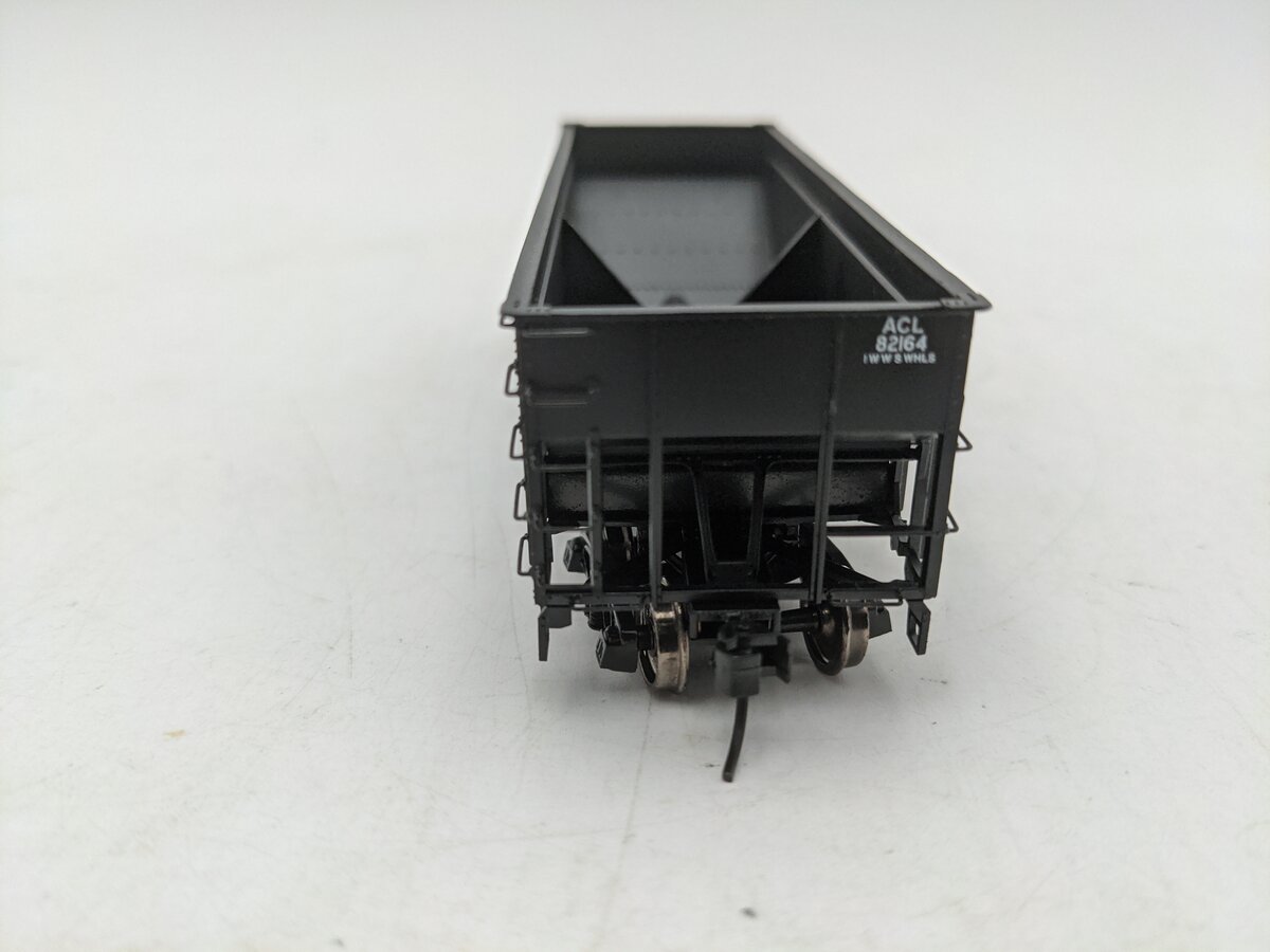 Walthers 920-31612 HO Atlantic Coast Line 50 Ton Hopper #82164 LN/Box