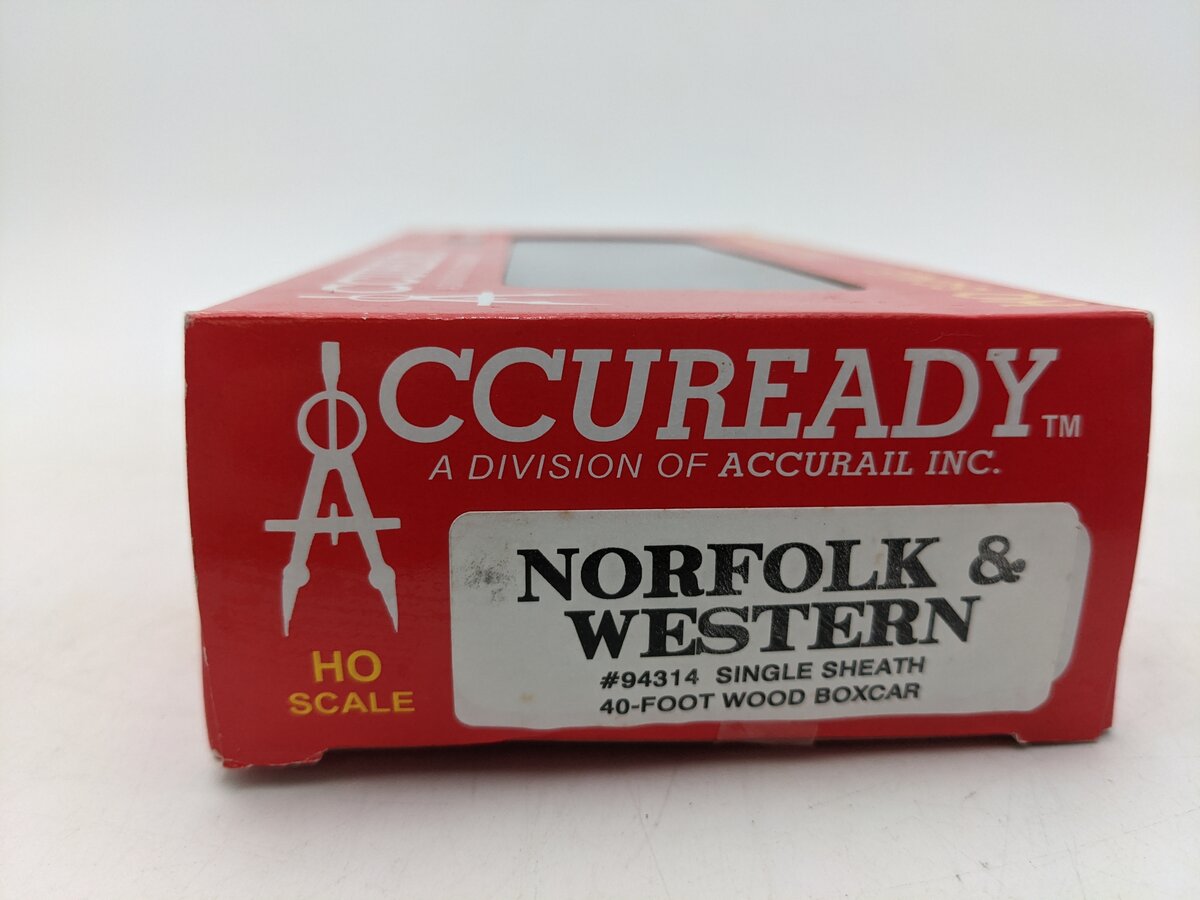 Accurail 94314 HO Scale Norfolk & Western Wood Box Car NIB