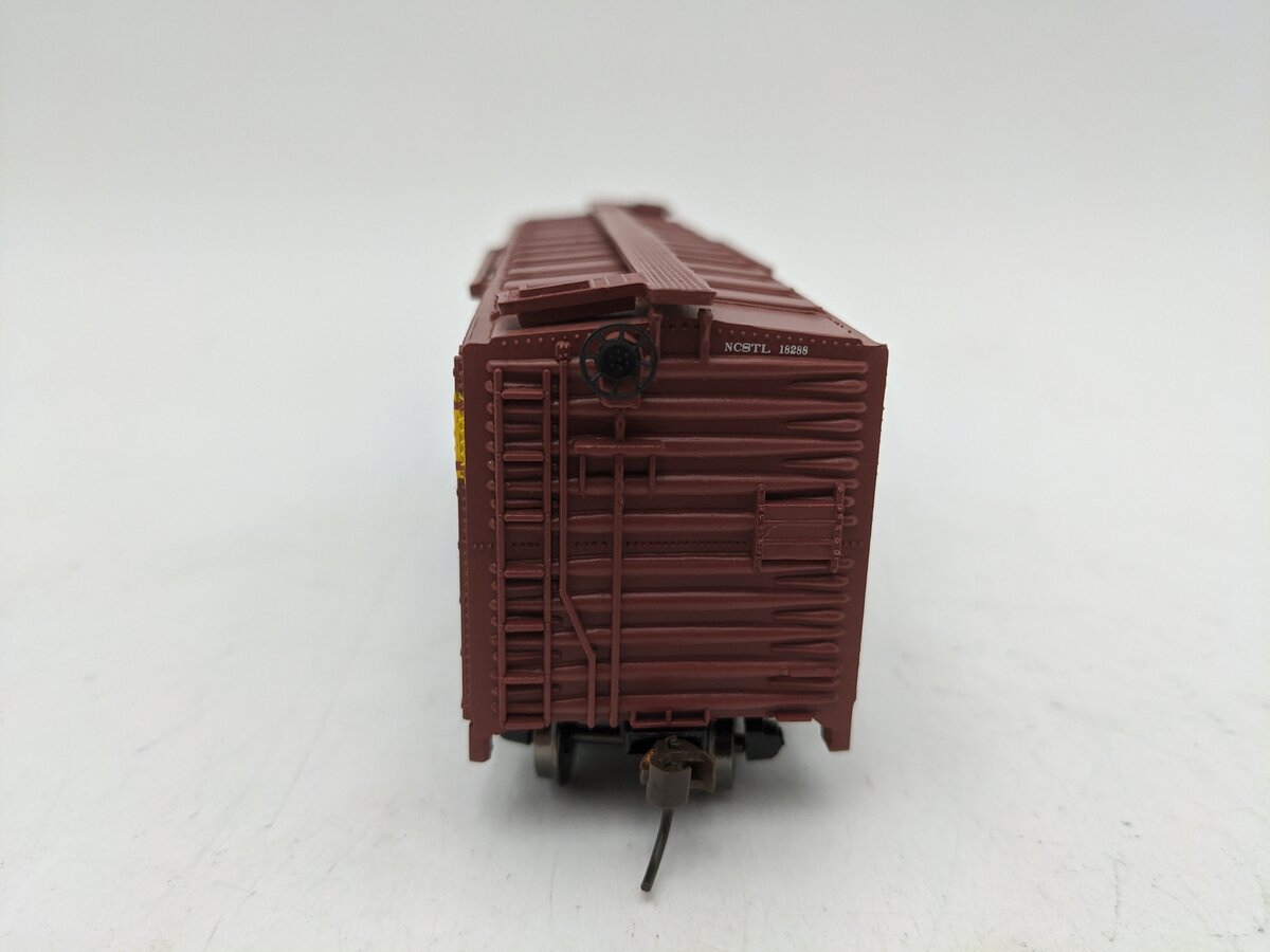 Bachmann 17030 HO Nashville, Chattanooga & St Louis 40' Steel Boxcar #18288