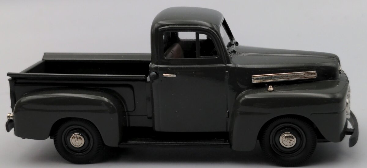 Brooklin Models 76 1:43 1948 Ford F-1 Pick-Up NIB