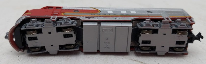 Kato 176-2122 N Scale Santa Fe F7A Powered Diesel Locomotive #40 EX/Box