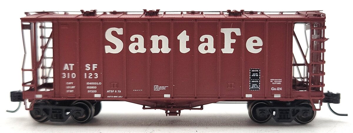 Athearn 23001 N Santa Fe GATC 2600 Airslide Hopper #310123  EX/Box