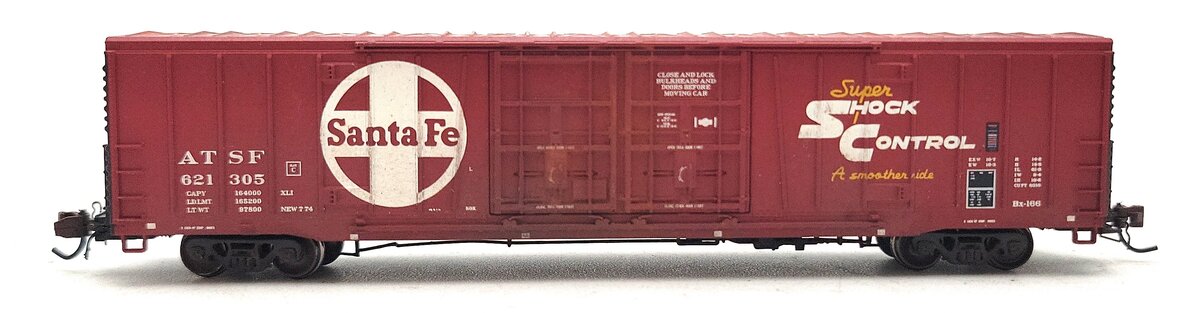 BLMA Models 18037 N Santa Fe 60' Super Shock Control Double Door Boxcar #621305 LN/Box