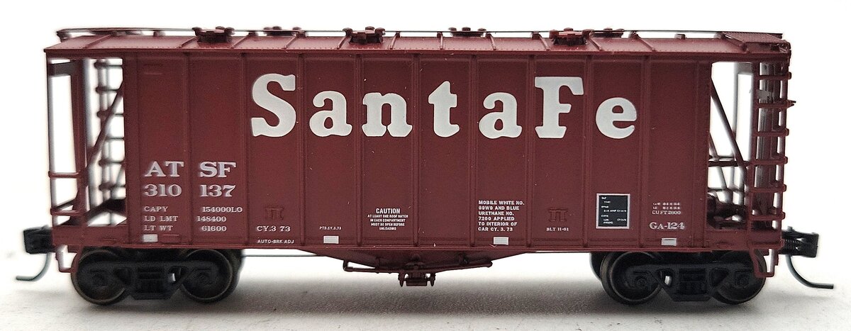 Athearn 23002 N Santa Fe GATC 2600 Airslide Hopper #310137  LN/Box