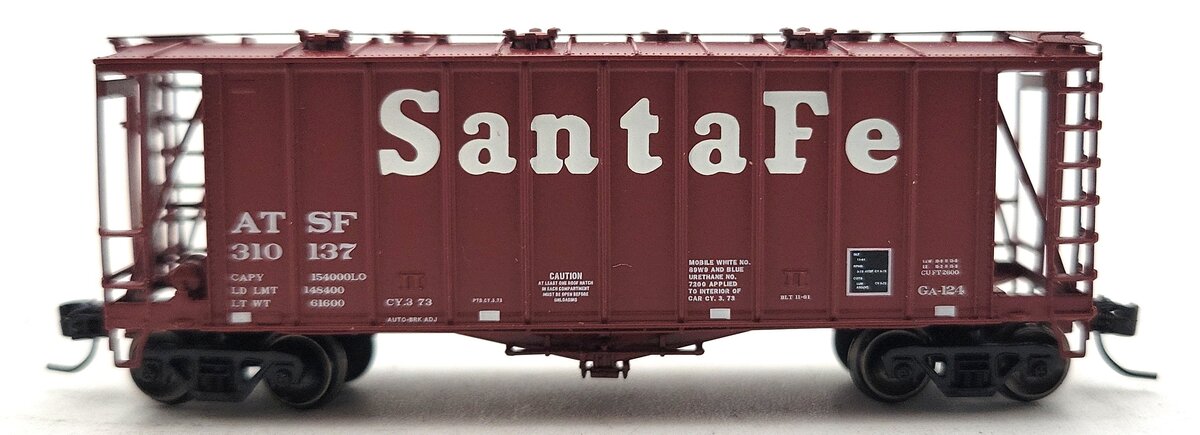 Athearn 23002 N Santa Fe GATC 2600 Airslide Hopper #310137  LN/Box