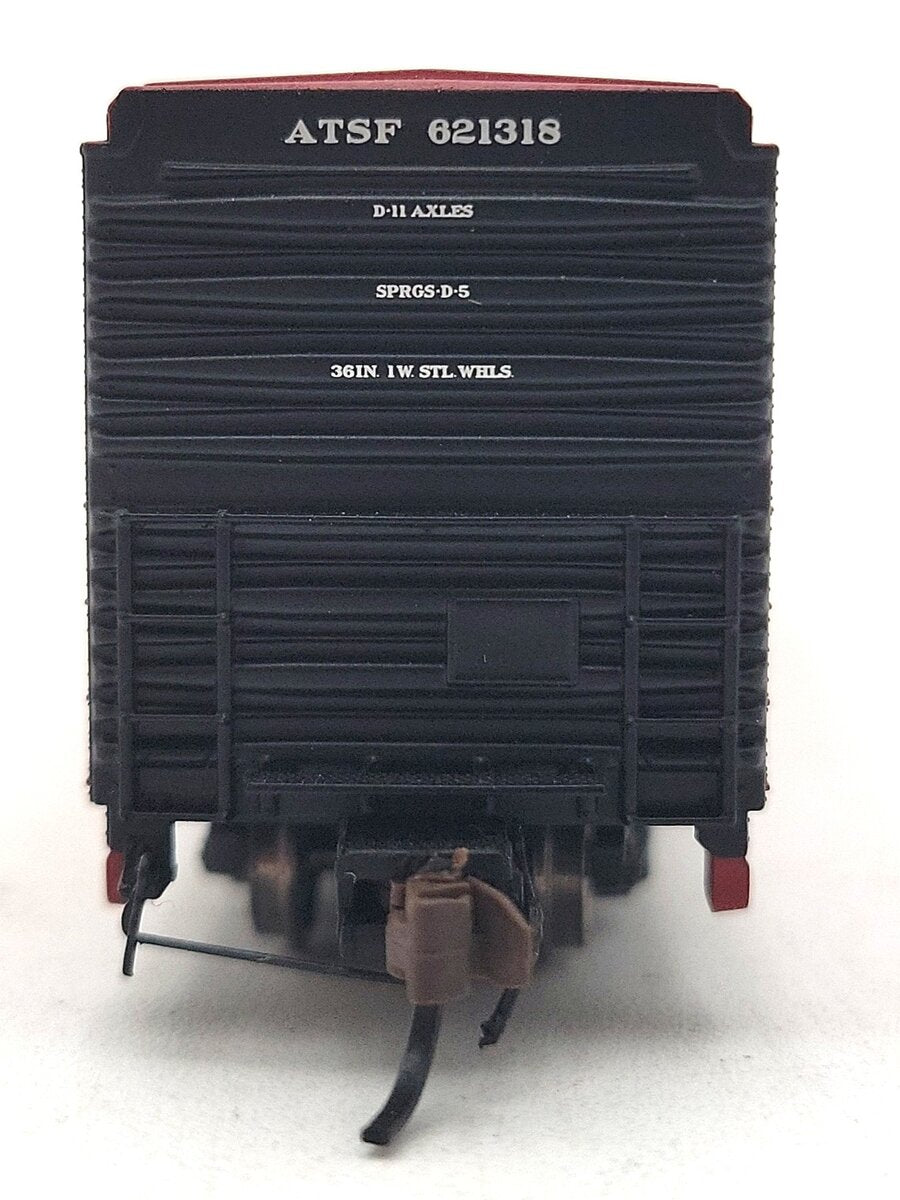 BLMA Models 18039 N Santa Fe 60' Super Shock Control Double Door Boxcar #621318