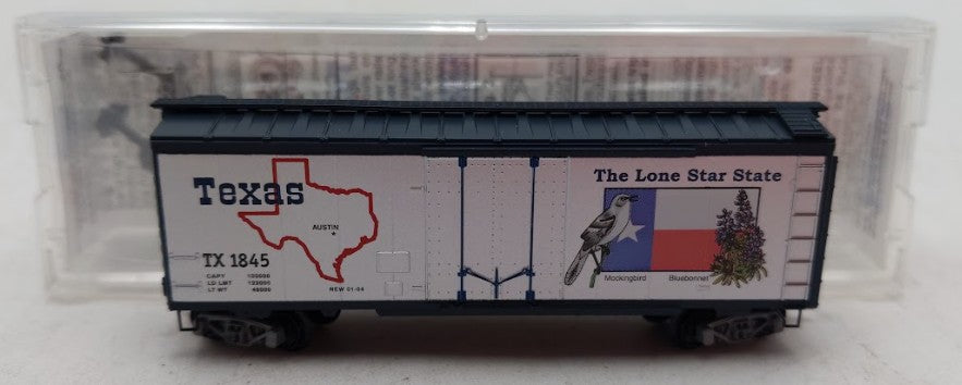 Micro-Trains 02100374 N Scale Texas State 40' Standard Plug Door Boxcar #1845 EX/Box