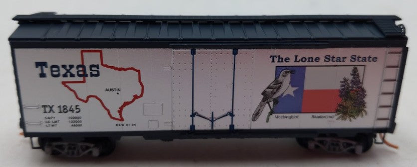 Micro-Trains 02100374 N Scale Texas State 40' Standard Plug Door Boxcar #1845 EX/Box