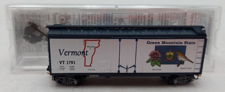 Micro-Trains 02100402 N Scale Vermont State 40' Standard Plug Door Boxcar #1791 LN/Box