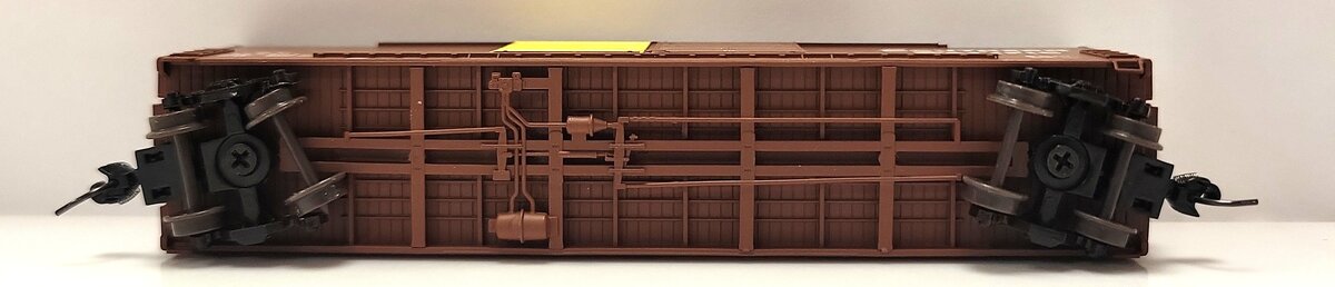 ExactRail EN-50801-1 N Southern Pacific Gunderson 5200 Cu. Ft. Boxcar #225501 LN/Box