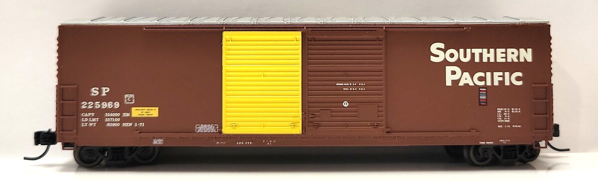 ExactRail EN-50801-3 N Southern Pacific Gunderson 5200 Cu. Ft. Boxcar #225969 LN/Box