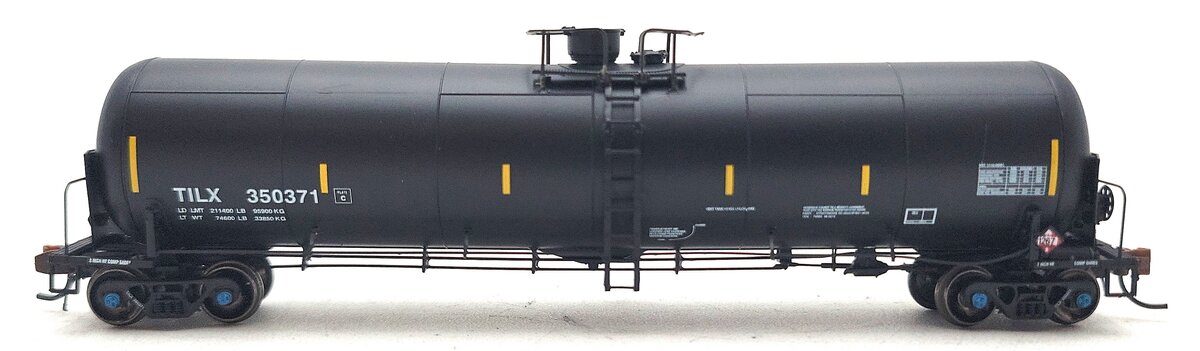 BLMA Models 20005 N TILX Trinity 31,000-Crude Oil Tank Car #350371 LN/Box