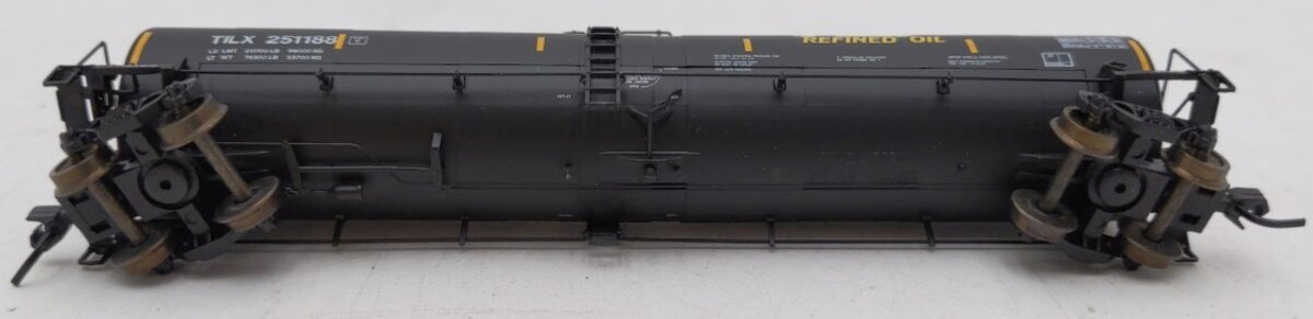 Atlas 50000409 N Scale AGP Refined Oil Trinity 25,500 Gallon Tank Car #251188 EX/Box