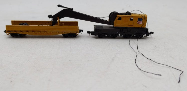 Con-Cor 001-602007 N Scale Union Pacific Crane #X-202A with Flatcar#X-202-B VG/Box