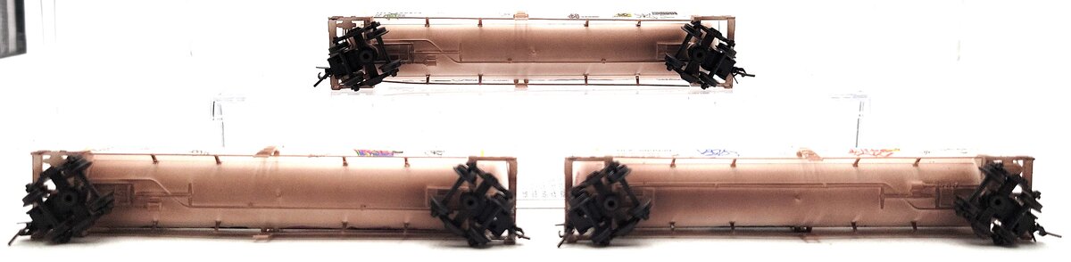 Micro-Trains 98305059 N TILX Weathered 56' Tank Car with Jewel Cases (Set of 3) EX/Box