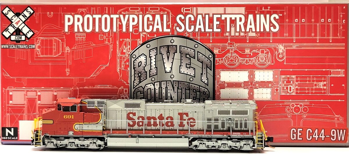Scale Trains SXT31471 N Scale Santa Fe GE C44-9W Diesel Locomotive #691 EX/Box