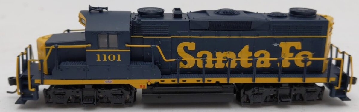 Atlas 40004498 N Scale Santa Fe GP-20 Diesel Engine #1101 with DCC/Sound EX/Box