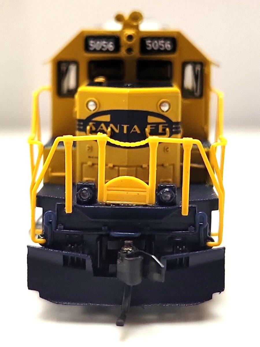 Broadway Limited 7951 N ATSF EMD SD40-2 Diesel Locomotive - Sound/DC/DCC #5056 LN/Box
