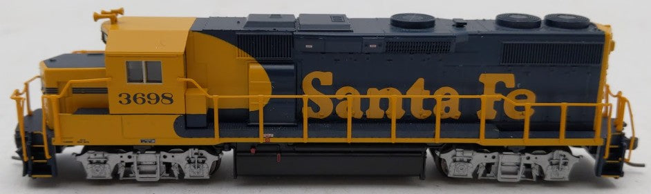 Atlas 40004802 N Scale Santa Fe GP39-2 Ph.2 Diesel Engine #3698 with DCC/SND LN/Box