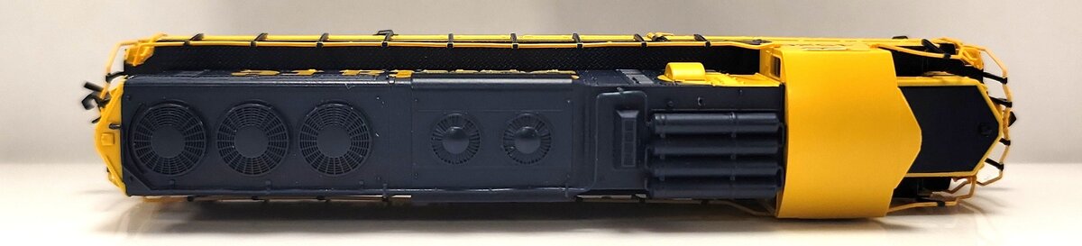 Atlas 54487 N Scale Santa Fe SD-24 Diesel Locomotive #4526 EX/Box
