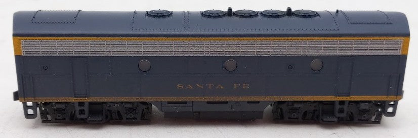 Weathered Kato N Santa Fe Cigar Band EMD F7 Powered B-Unit Diesel Loco w DCC EX