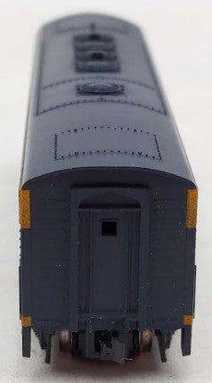 Weathered Kato N Santa Fe Cigar Band EMD F7 Powered B-Unit Diesel Loco w DCC EX