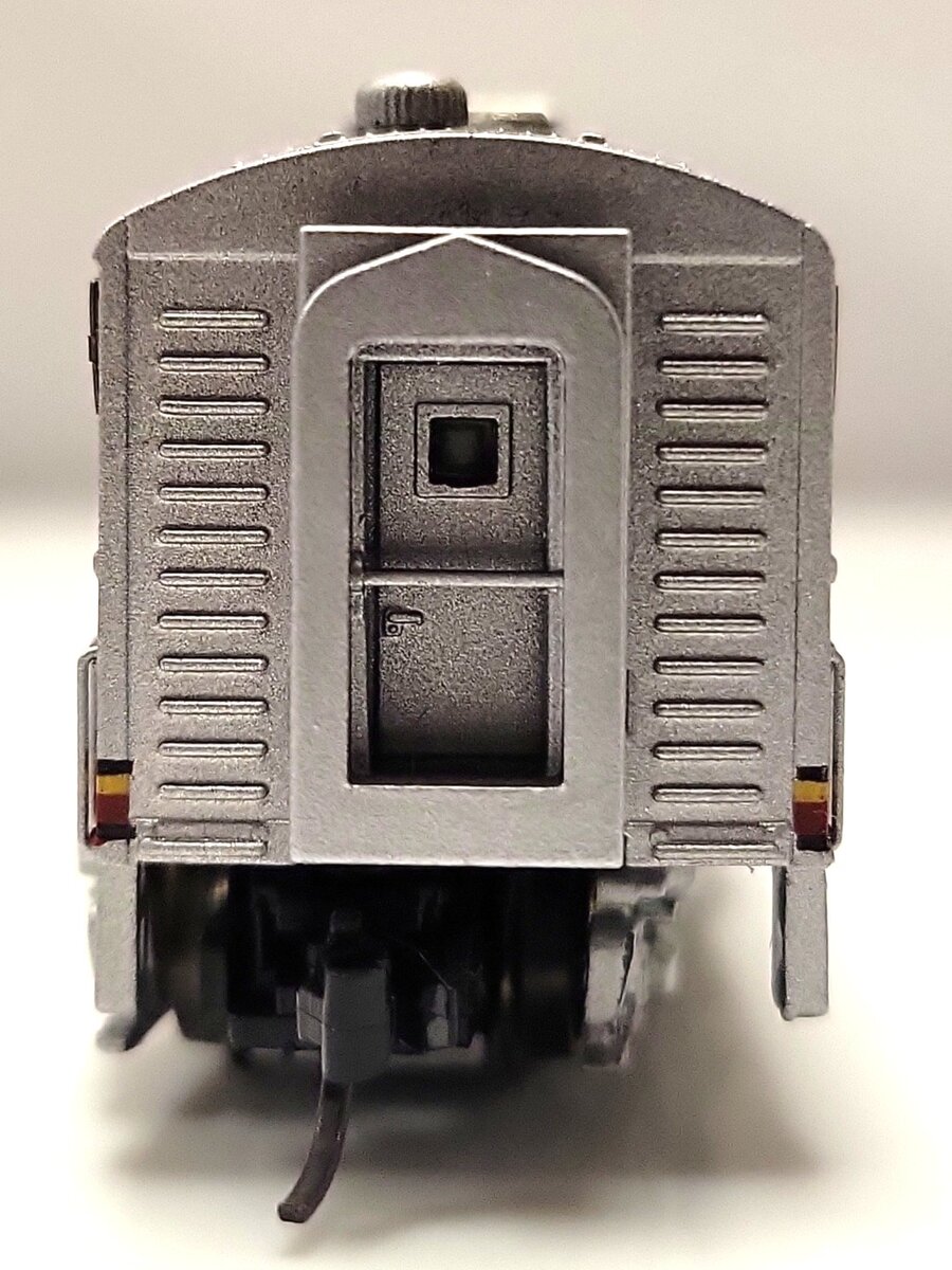 Broadway Limited 519 N Scale Santa Fe EMD E8B Diesel Locomotive w/ Sound #84A LN/Box