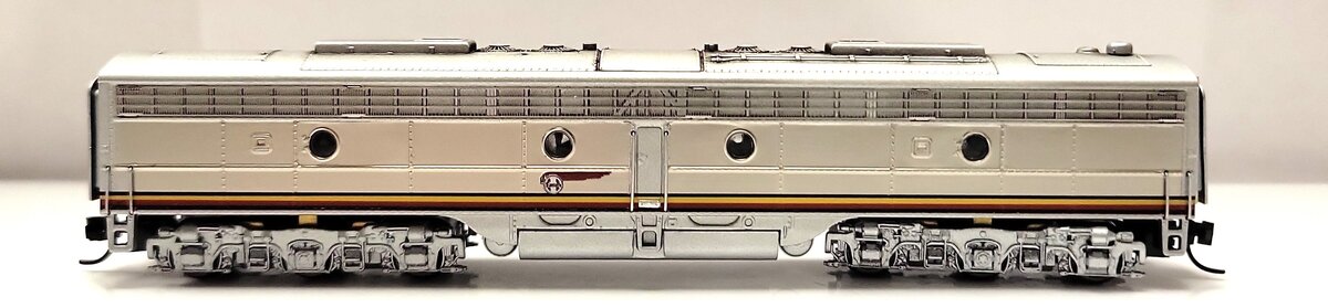 Broadway Limited 519 N Scale Santa Fe EMD E8B Diesel Locomotive w/ Sound #84A LN/Box