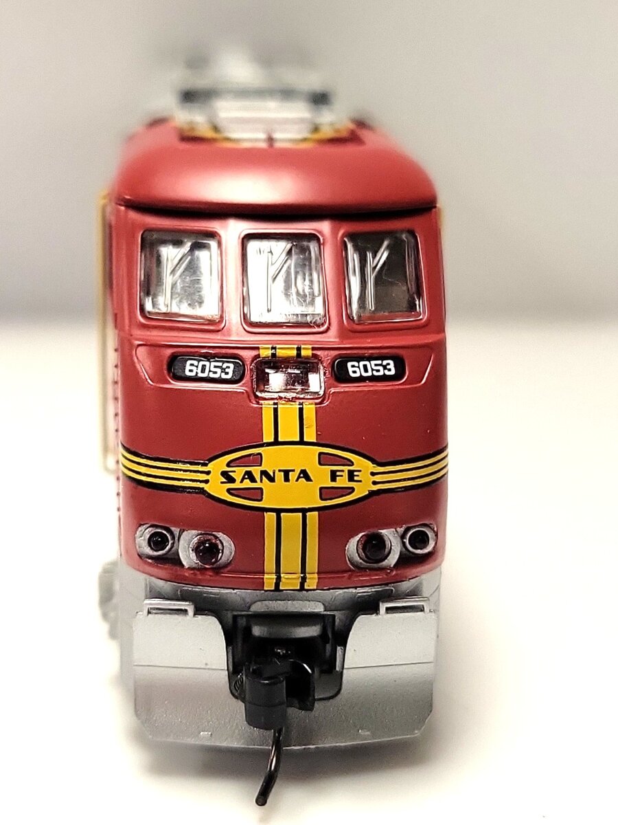 Athearn 23775 N Santa Fe F59PHI Diesel Locomotive #6053 w/ Sound & DCC LN/Box