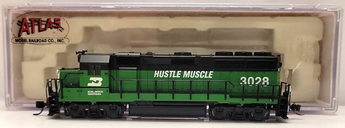 Atlas N Scale Burlington Northern "Hustle Muscle" Diesel Locomotive #3028 LN/Box