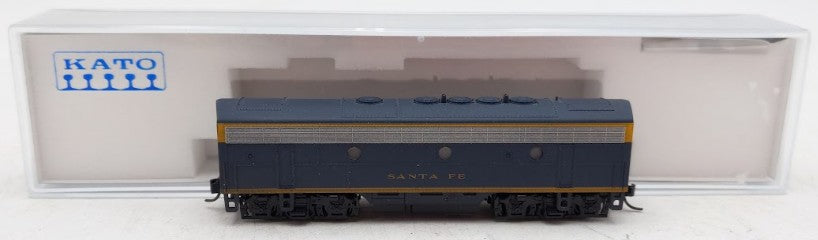 Weathered Kato N Santa Fe Cigar Band EMD F7 Powered B-Unit Diesel Loco w DCC EX