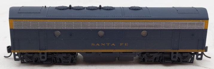 Weathered Kato N Santa Fe Cigar Band EMD F7 Powered B-Unit Diesel Loco w DCC EX